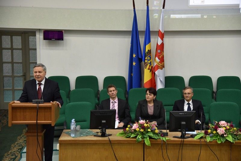 Simpozion moldo-german: Viitorul medicinei respiratorii Simpozion moldo-german: Viitorul medicinei respiratorii